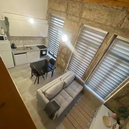 Spacious Duplex With 4 Bedrooms And 4 Bathrooms For 8 Guests * Porto