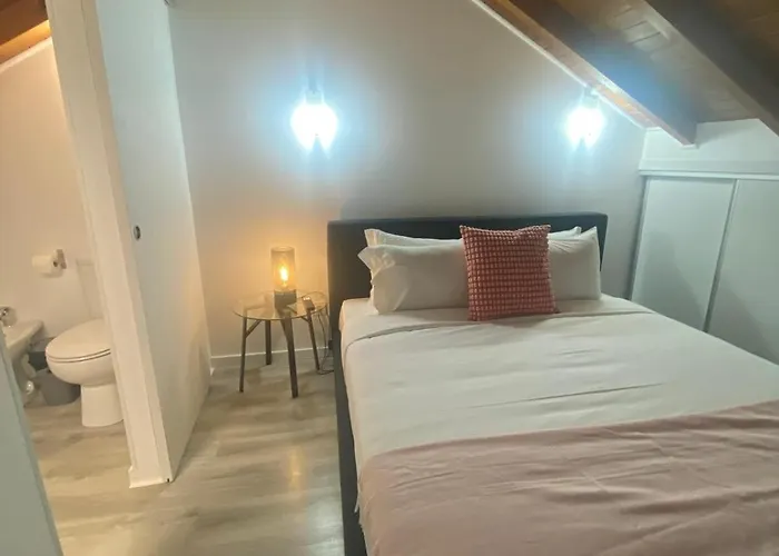 Saldanha - 2x T2 Duplex דירה *